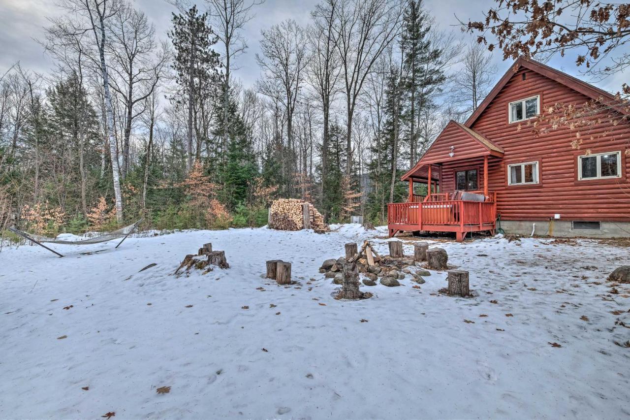 Вилла Secluded Johnsburg Retreat With Hot Tub And Fire Pit Экстерьер фото
