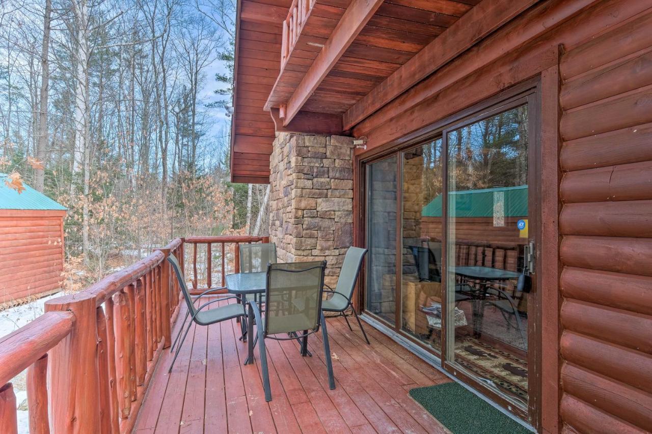Вилла Secluded Johnsburg Retreat With Hot Tub And Fire Pit Экстерьер фото