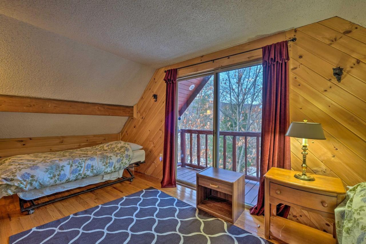 Вилла Secluded Johnsburg Retreat With Hot Tub And Fire Pit Экстерьер фото