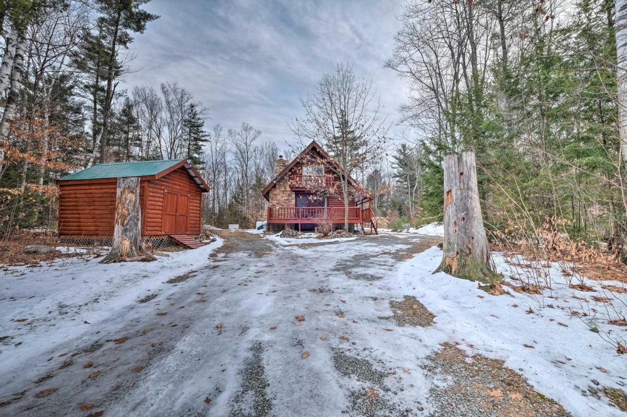 Вилла Secluded Johnsburg Retreat With Hot Tub And Fire Pit Экстерьер фото